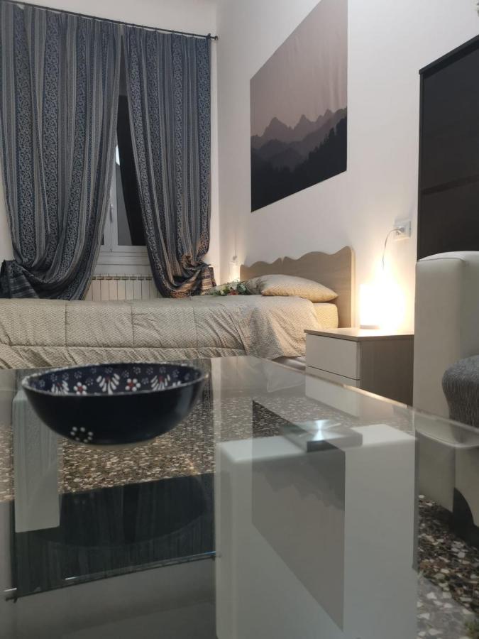 Wow Home - 175 Mq - Posteggio Privato - Davanti Porto Traghetti - Fino A 10 Posti Letto Genova Exterior foto