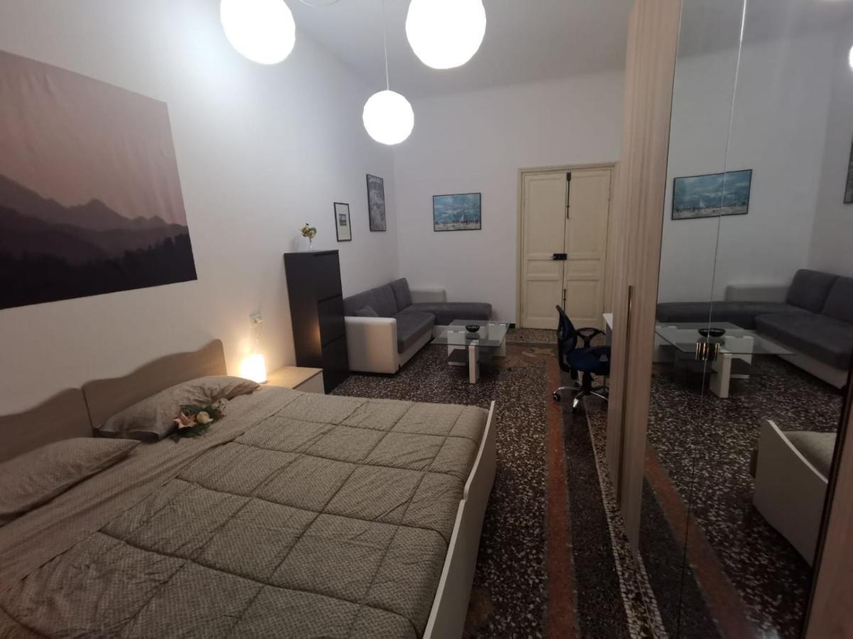 Wow Home - 175 Mq - Posteggio Privato - Davanti Porto Traghetti - Fino A 10 Posti Letto Genova Exterior foto