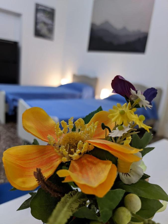 Wow Home - 175 Mq - Posteggio Privato - Davanti Porto Traghetti - Fino A 10 Posti Letto Genova Exterior foto