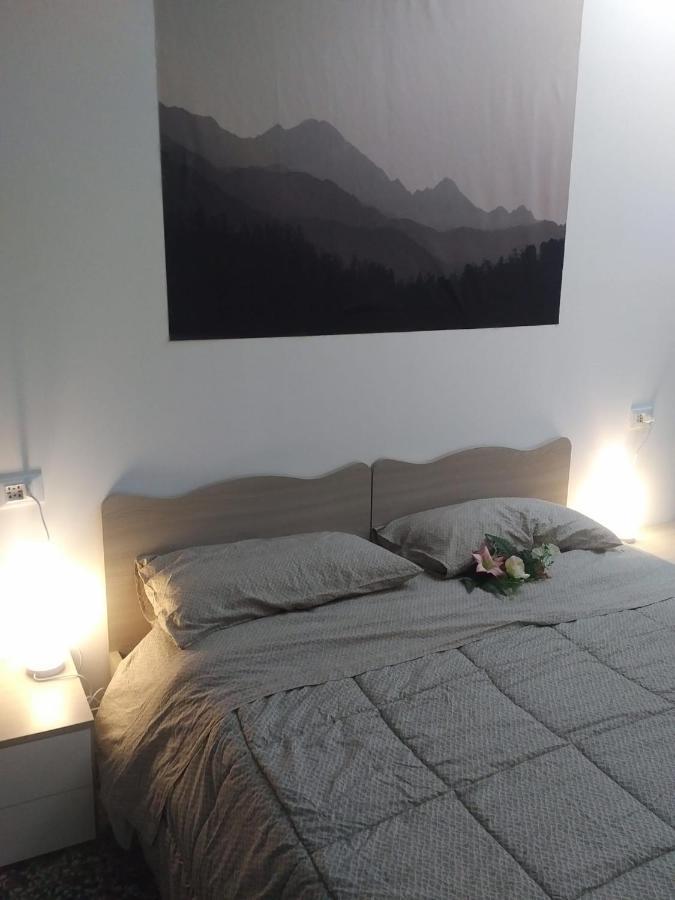 Wow Home - 175 Mq - Posteggio Privato - Davanti Porto Traghetti - Fino A 10 Posti Letto Genova Exterior foto