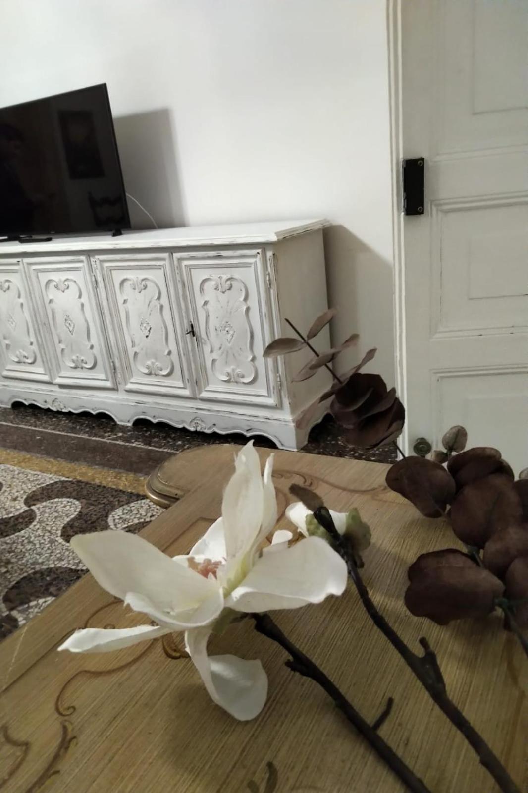 Wow Home - 175 Mq - Posteggio Privato - Davanti Porto Traghetti - Fino A 10 Posti Letto Genova Exterior foto